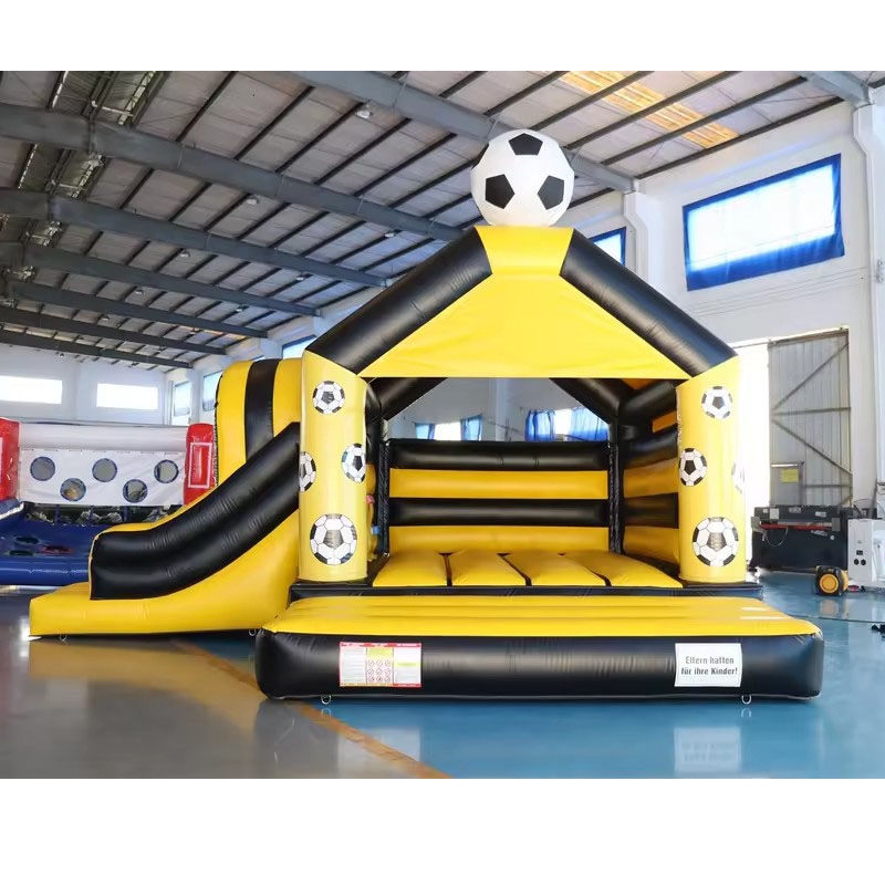 Zwart-gele voetbalthema opblaa - Kids Outdoor Jump House recensie en prijs